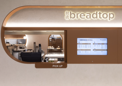 Breadtop – World Square